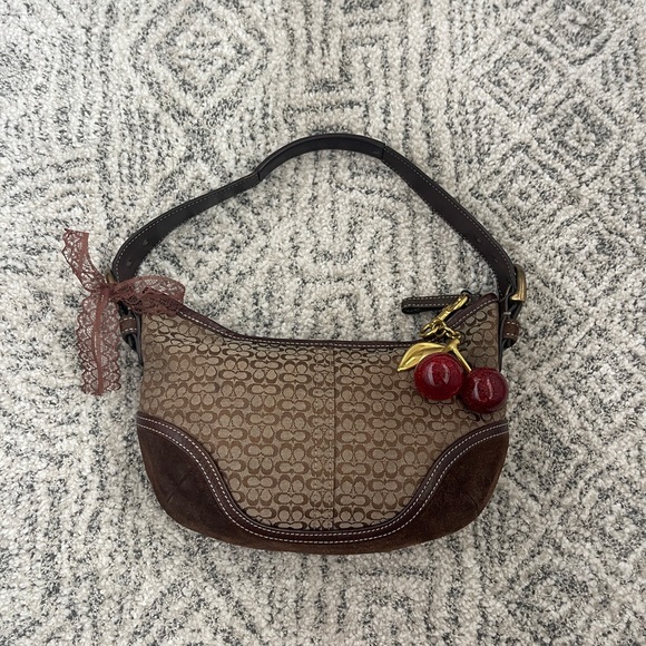 SOLD - Picture 1 of 6